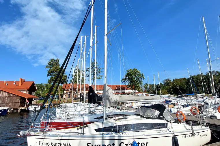 Mazury czarter - Phila 900