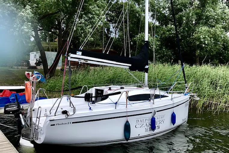 Mazury czarter - Phobos 21