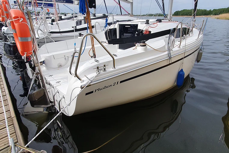 Mazury czarter - Phobos 21