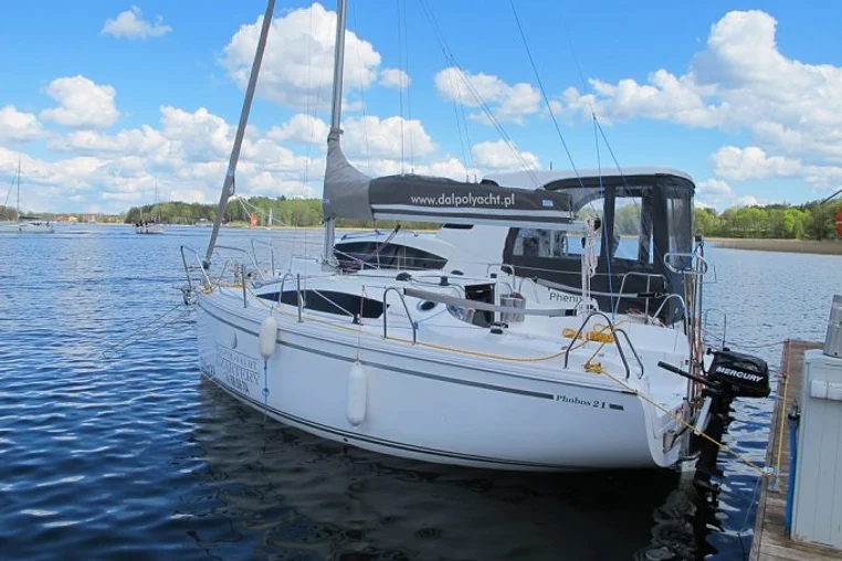 Mazury czarter - Phobos 21