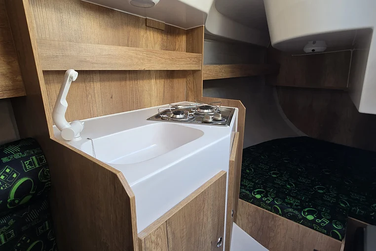 Mazury czarter - Phobos 21