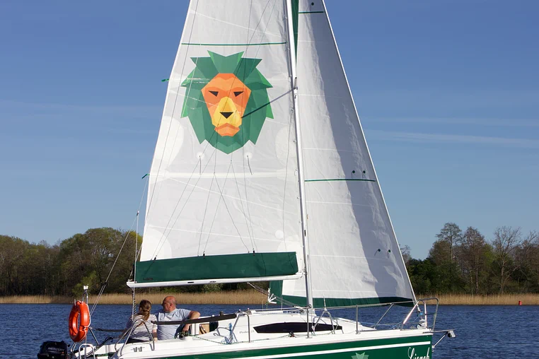 Mazury czarter - Phobos 21