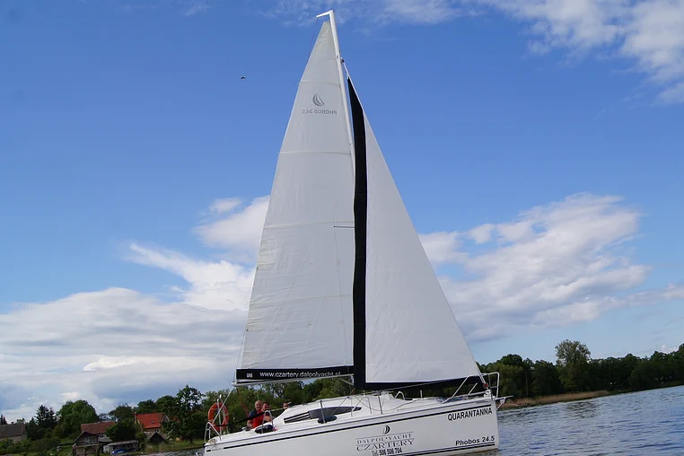 Mazury czarter - Phobos 24.5