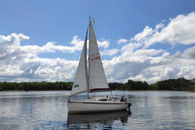 Giżycko czarter - Phobos 24