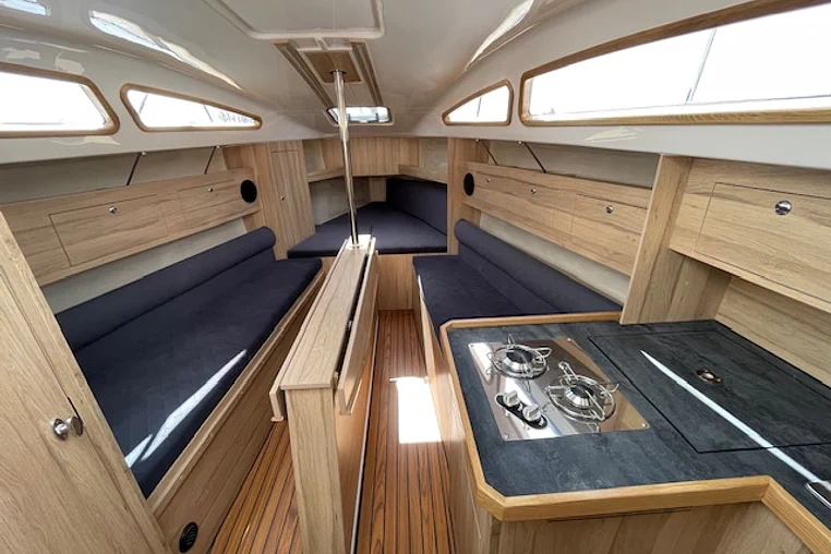 Rydzewo czarter - Phobos 25