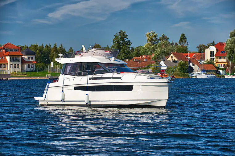 Czarter jachtu motorowego Platinum 35 (989)