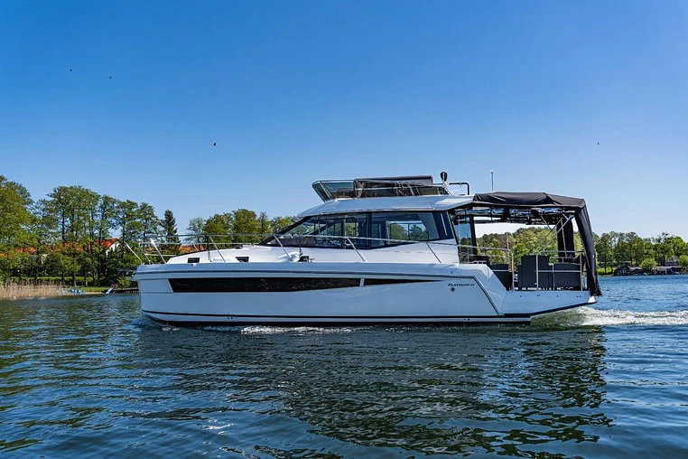 Czarter jachtu motorowego Platinum 40
