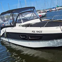 Quicksilver Activ 805 Sundeck