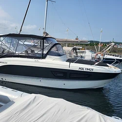 Quicksilver Activ 805 Sundeck