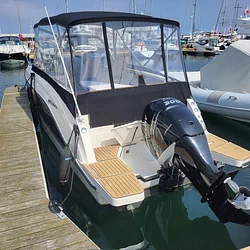 Quicksilver Activ 805 Sundeck