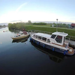 River Cruiser 39