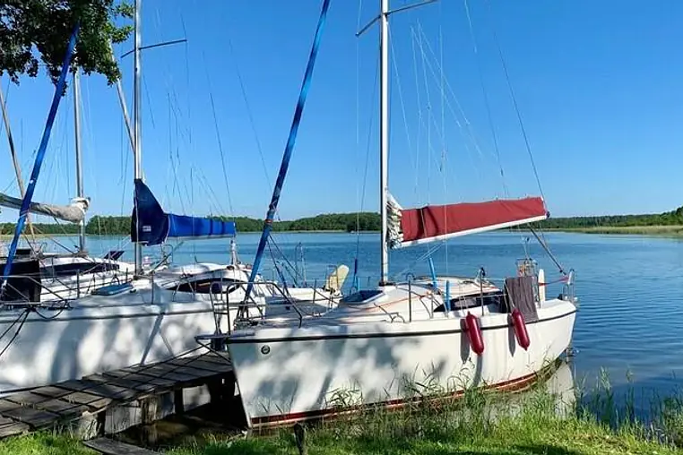 Mazury czarter - Sasanka 660