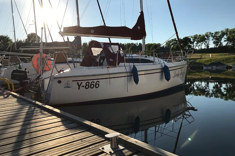 Czarter Sasanka 660 Supernova