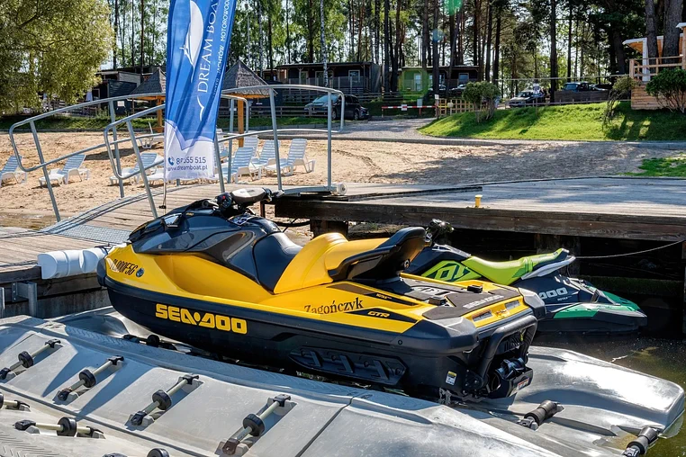 Giżycko czarter - Sea-Doo GTR 230