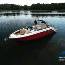 Sea Ray SLX 250
