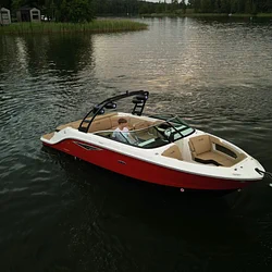 Sea Ray SLX 250