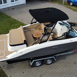 Sea Ray SPX 210