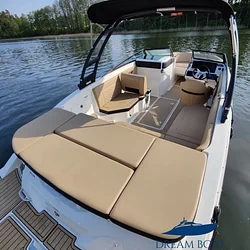 Sea Ray SPX 230