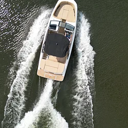 Sea Ray SPX 230