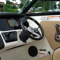 Sea Ray SPX 230