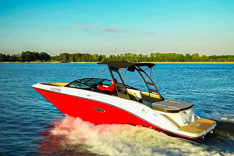 Czarter jachtu motorowego Sea Ray SPX 230