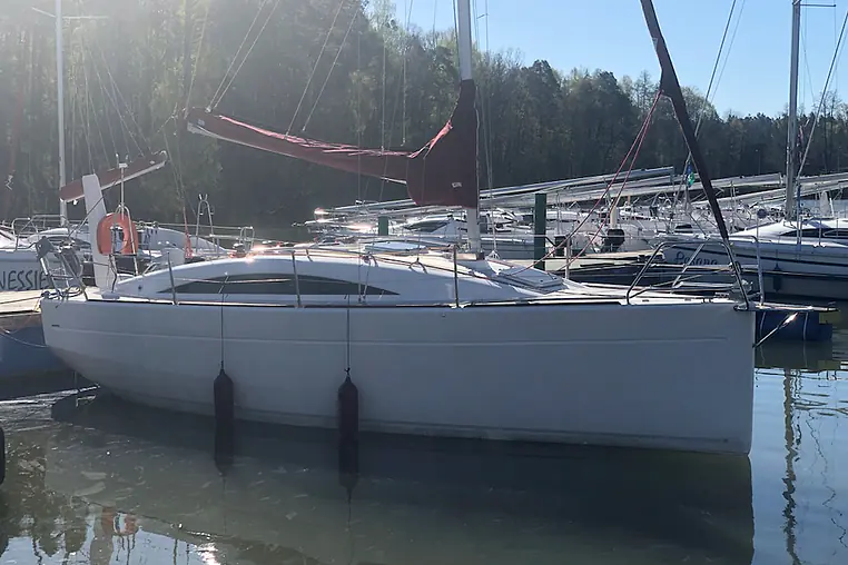 Mazury czarter - Sedna 26