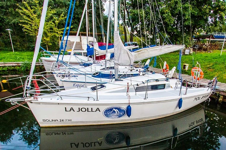Czarter jachtu żaglowego Solina 24