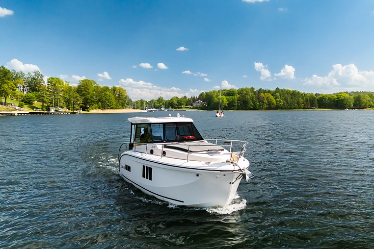 Czarter Stillo 30