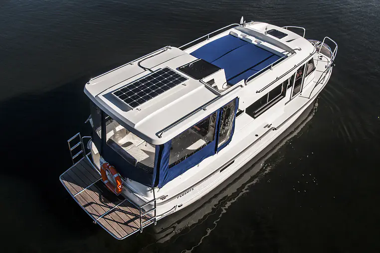 Czarter houseboatu SunCamper 30