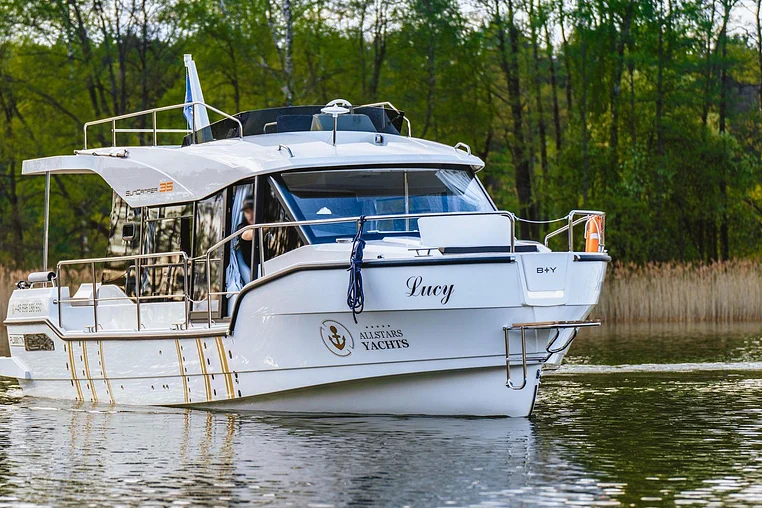 Czarter houseboatu SunCamper 35