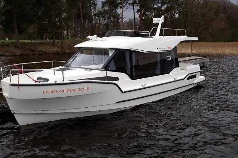 Mazury czarter - SunCamper 35