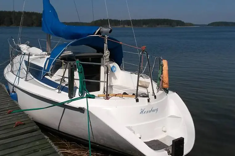 Czarter Tango 780 Family
