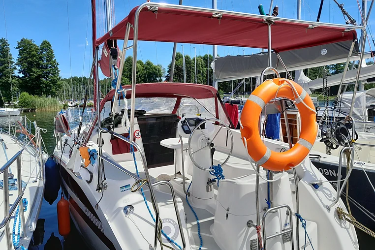 Czarter Cuma Czarter - Tes 32 Dreamer