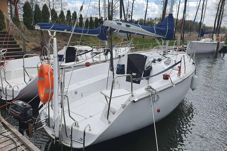 Mazury czarter - Twister 26