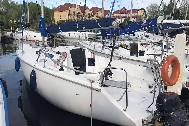 Mazury czarter - Twister 26