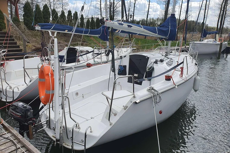 Mazury czarter - Twister 26