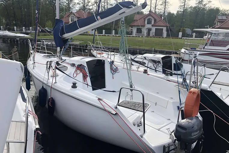 Mazury czarter - Twister 26