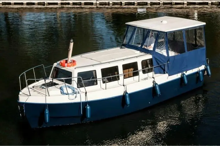 Wielka Pętla Wielkopolski czarter - Vistula 30 Cruiser