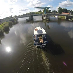 Vistula 30 Cruiser