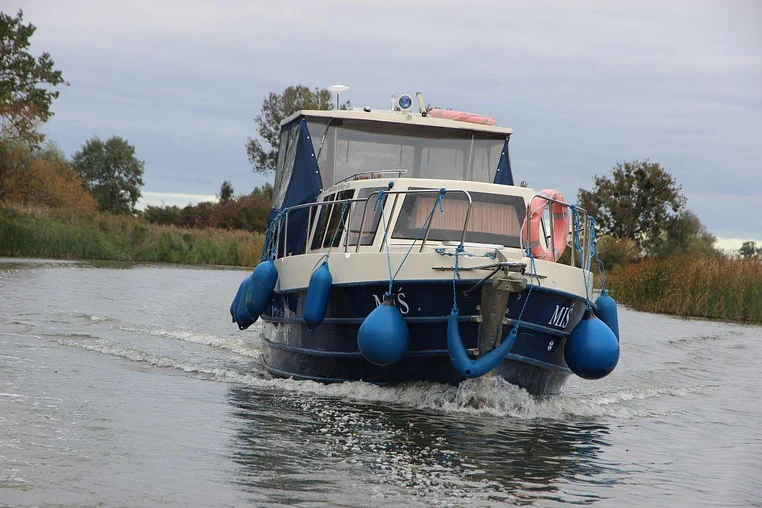 Pętla Żuławska czarter - Vistula 30 Cruiser