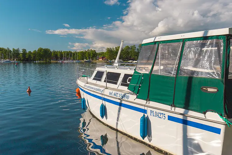 Czarter houseboatu Weekend 820