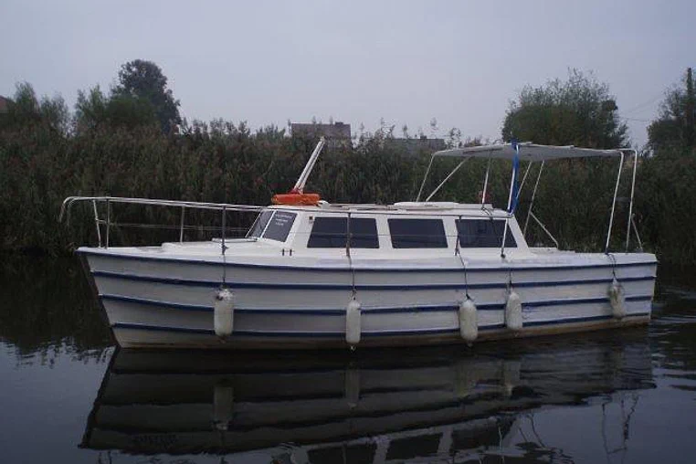 Czarter houseboatu Weekend 820