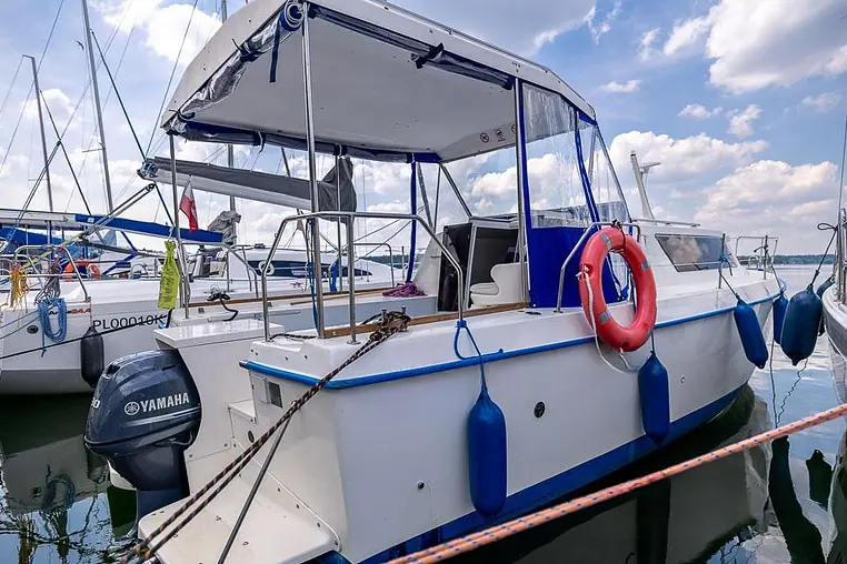 Mazury czarter - Weekend 820